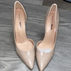 Fashion Nova Beige Pointed Toe Heels